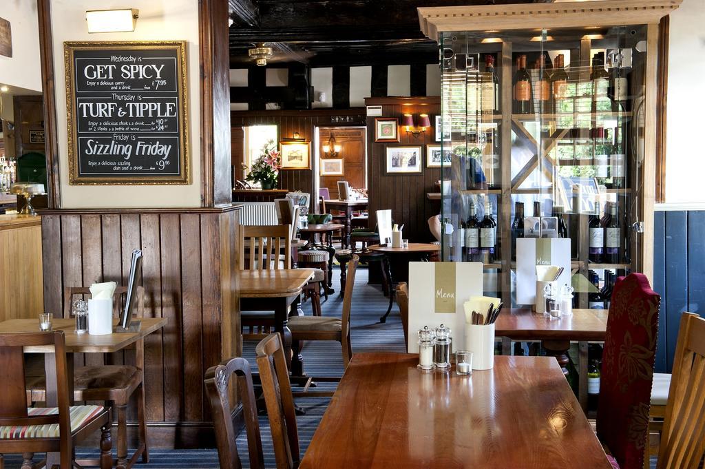 The Fox By Greene King Inns Bury St. Edmunds Экстерьер фото